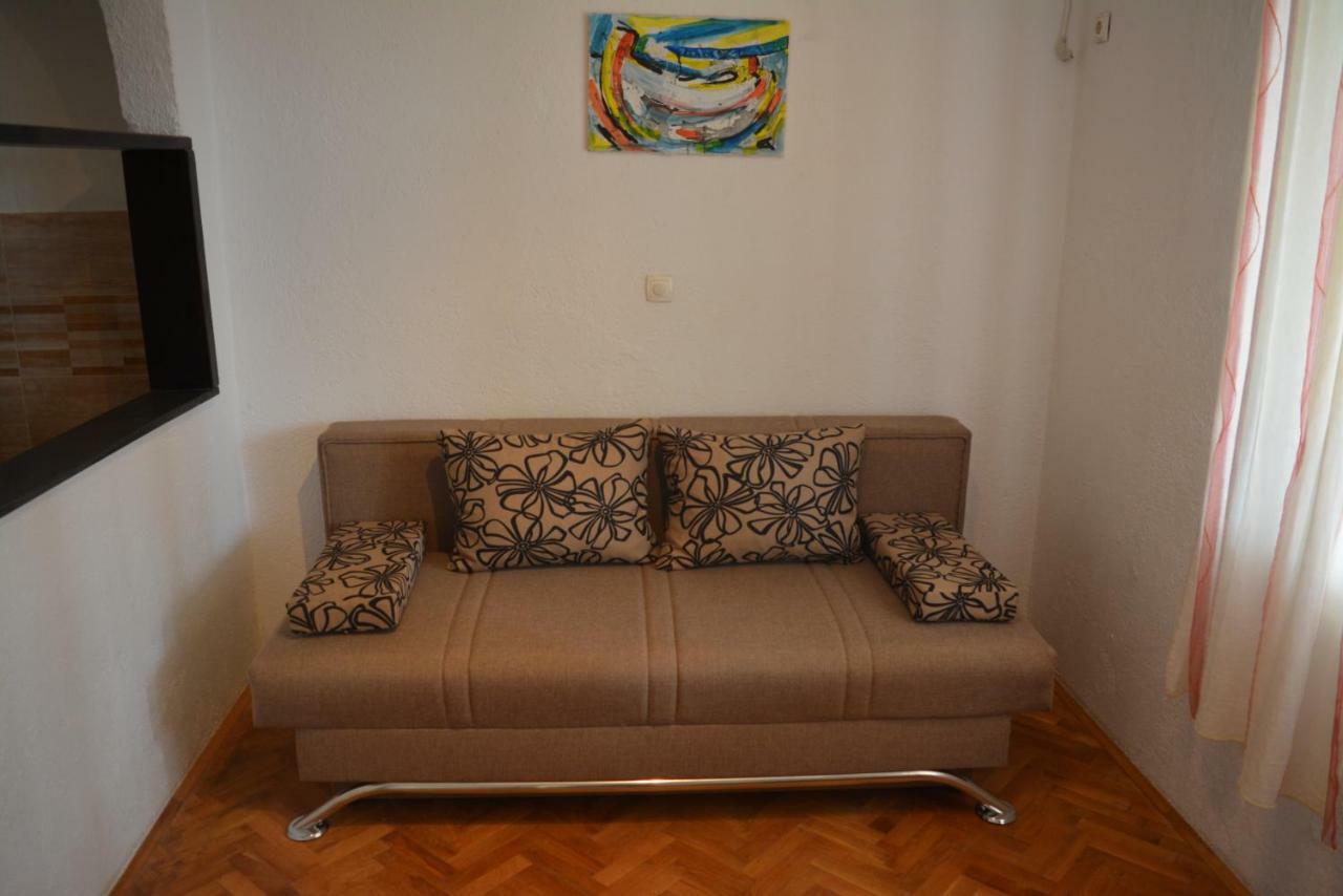 Apartments & Room Madi Сень Екстер'єр фото